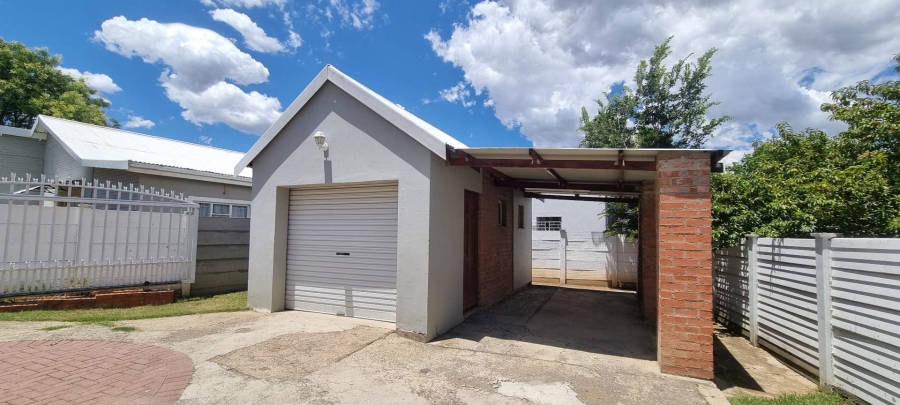 3 Bedroom Property for Sale in Bayswater Free State